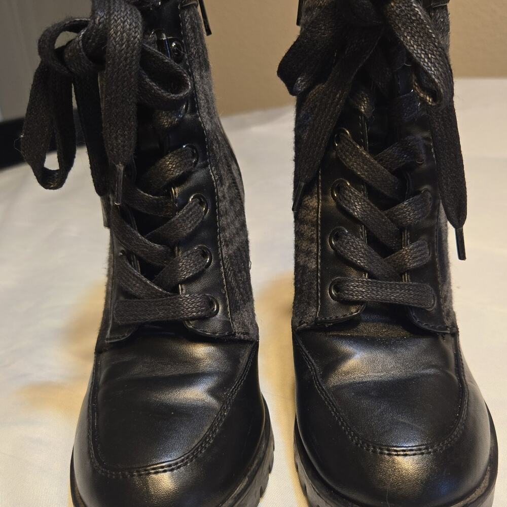 Michael by Michael Shannon Black and Flanal Boots